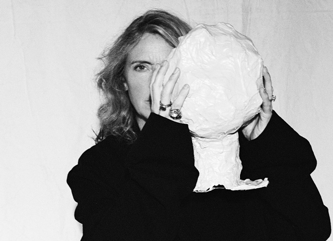 WOMANIFESTO! - Faye Toogood, Designer of the Year Maison&Objet 2025 - Paris