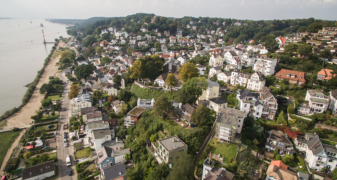 Josephine Seidel - City Guide - Maison&Objet - Luftaufnahme Blankenese Treppenviertel © DR